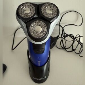 Remington Blue and Black Electric Shaver